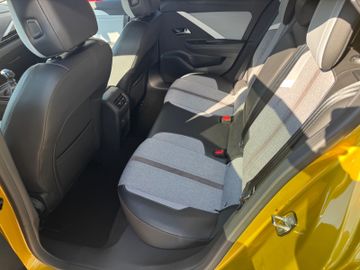 Bild 19 Opel Astra L Elegance +ACC+LED+SHZ+KAMERA+NAVI+