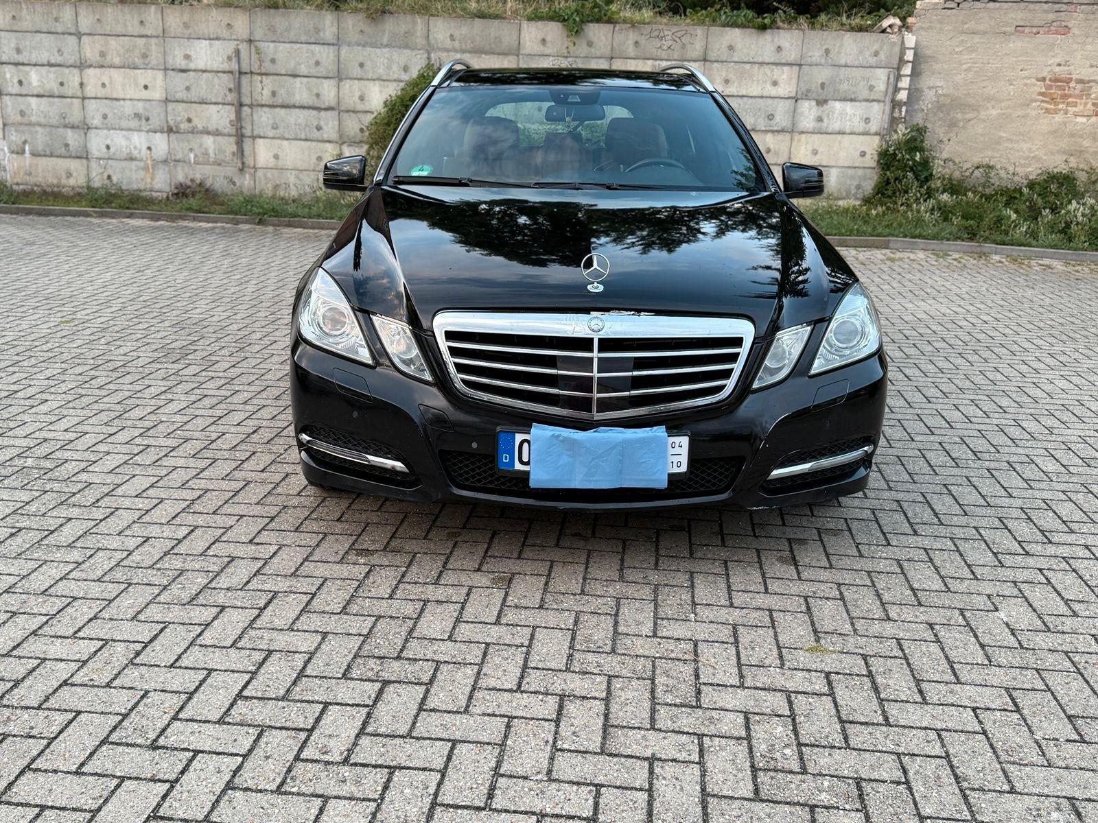 Mercedes-Benz E300, 2010