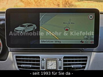 Mercedes E 220 - 12