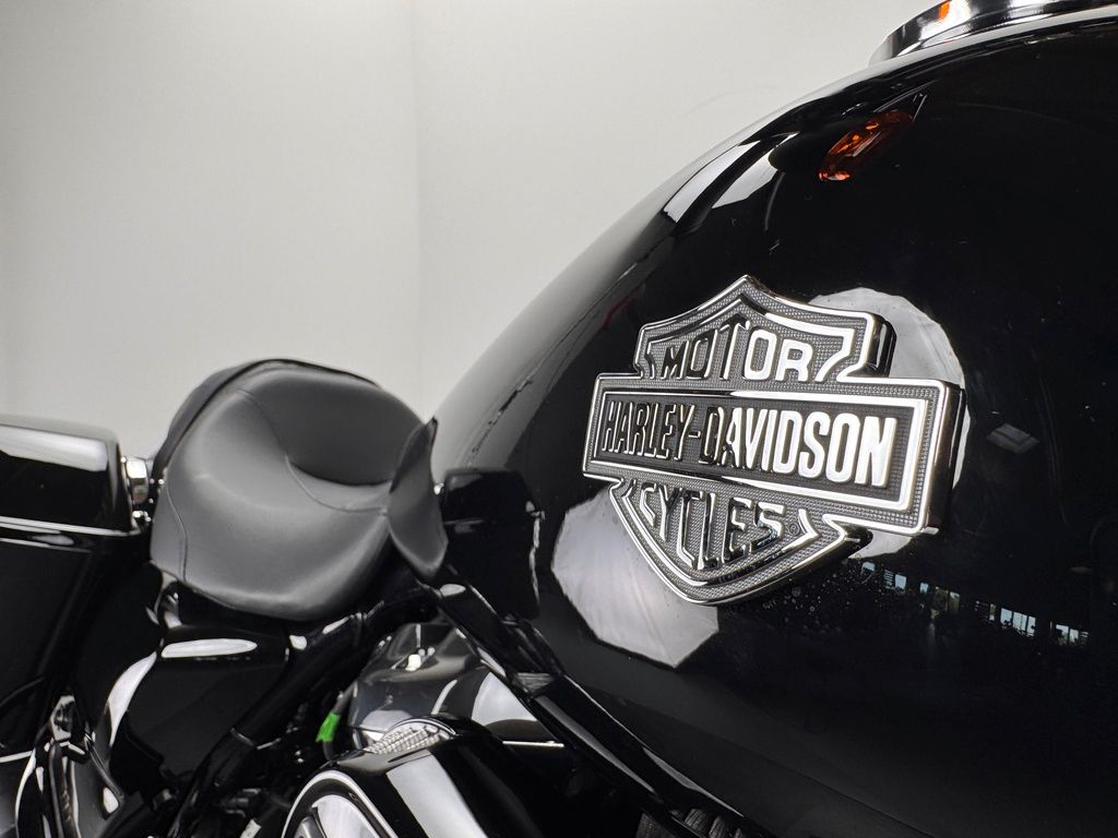 Fahrzeugabbildung Harley-Davidson ROAD KING SPECIAL *NEUWERTIG *138 KM