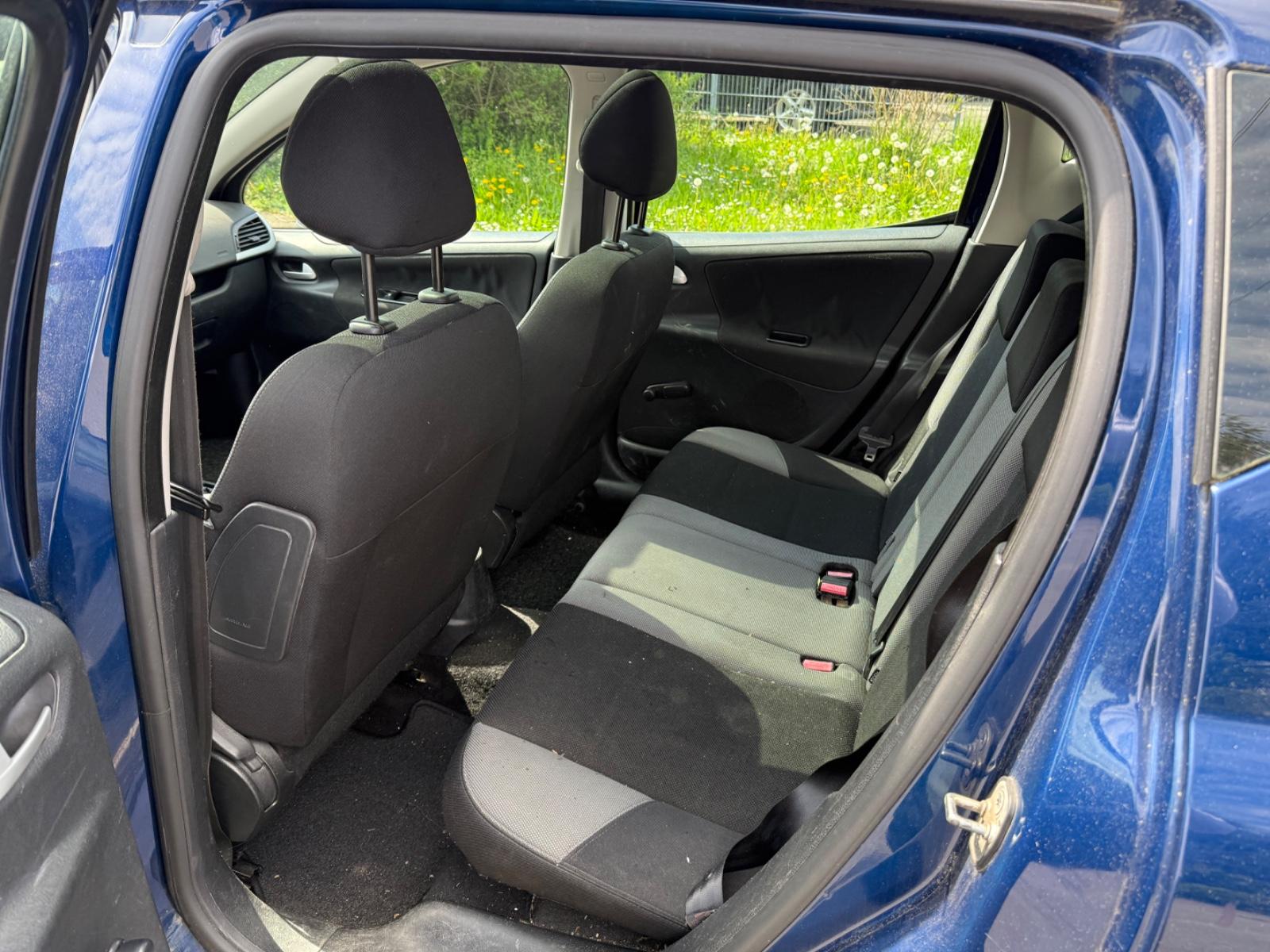 Peugeot 207 2008 — photo 13