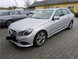 Mercedes-Benz E 300 BlueTEC 7G-TRONIC Avantgarde|NAVI|AHK|SHZ - gebrauchte Mercedes-Benz E 300 aus dem Jahr 2013