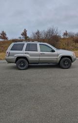 Jeep Grand Cherokee - gebrauchte Jeep Grand Cherokee aus dem Jahr 2001