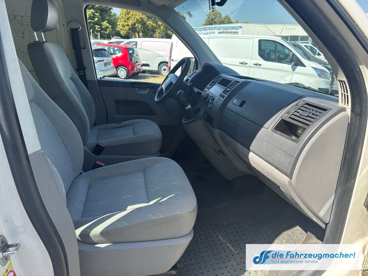 Fahrzeugabbildung Volkswagen Transporter T5 Kasten *EXPORT