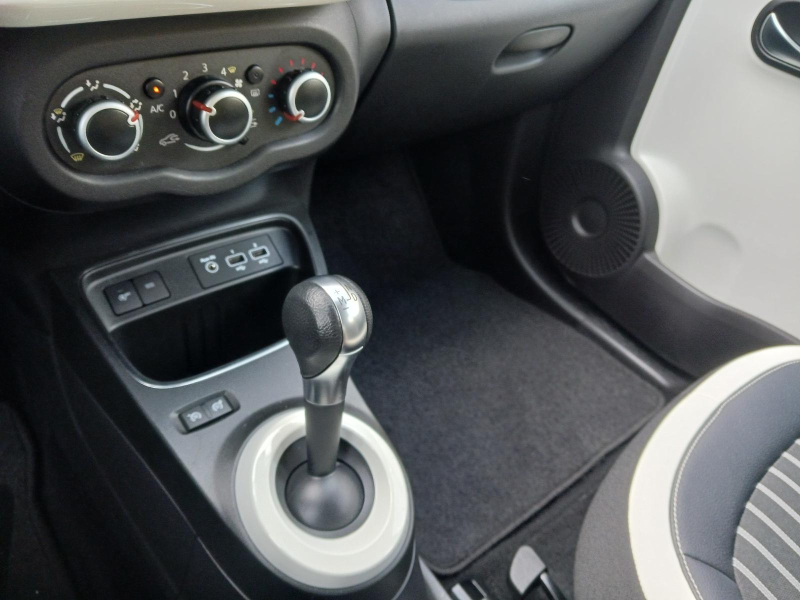 Renault Twingo Intens TCE 90 EDC Start&Stop *AUTOMATIK*
