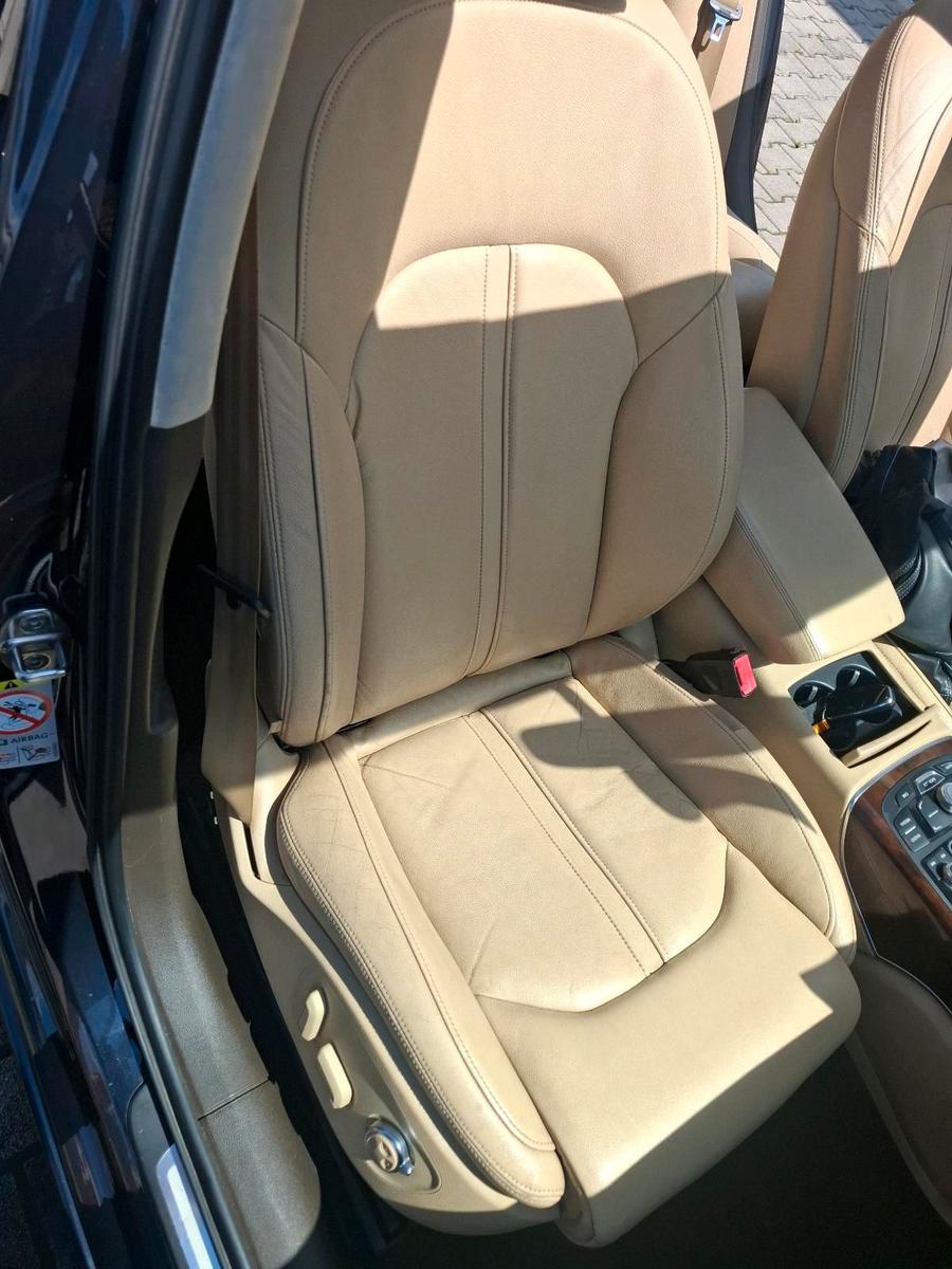 Audi A6 2013 — interior