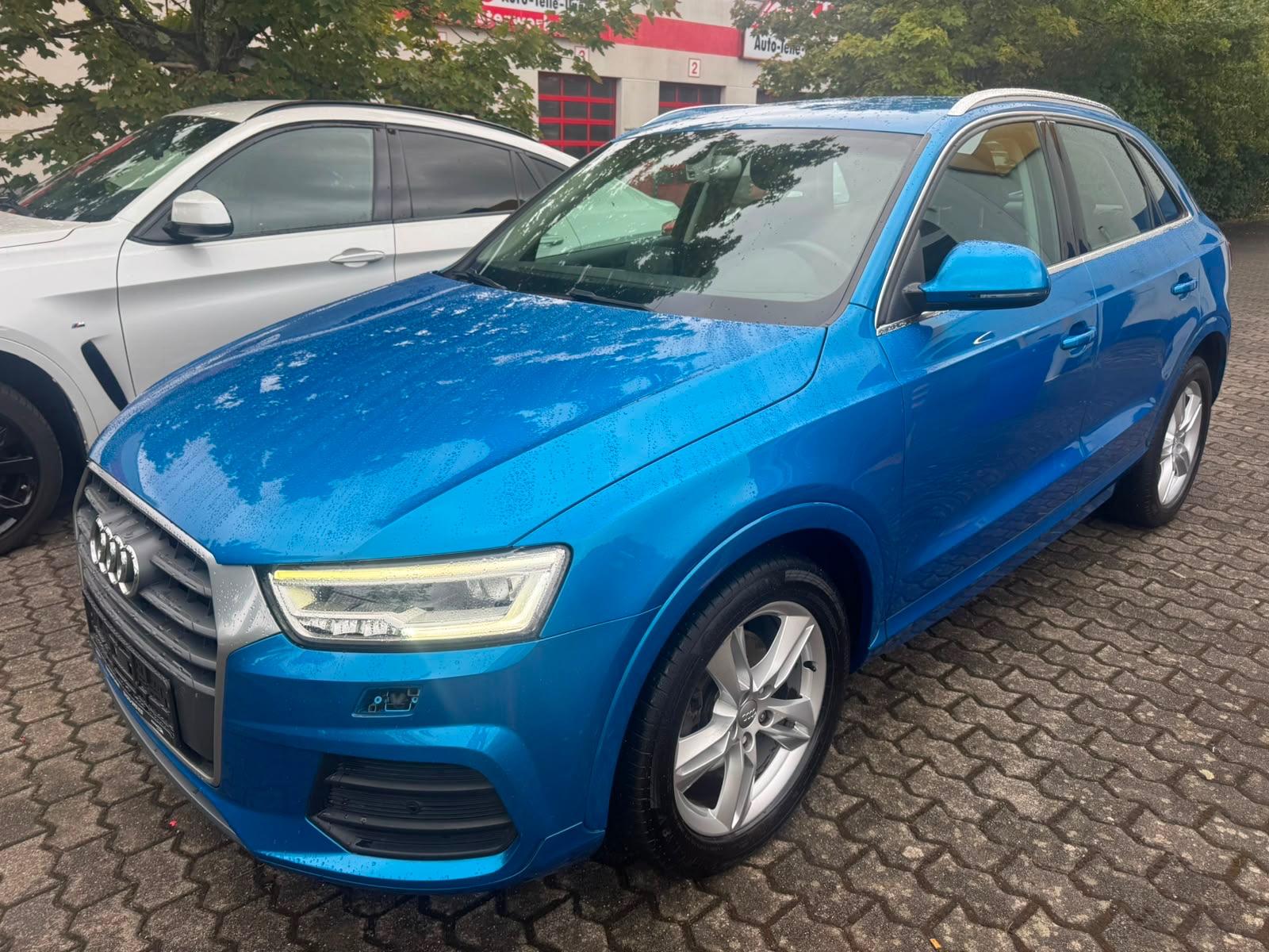 Audi Q3 sport quattro Leder+Navi+LED