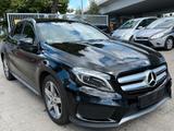 Mercedes-Benz GLA 200 AMG 7G-TR/PanoD/Alcantara/ Navi/Xenon - Mercedes-Benz GLA 200 Gebrauchtwagen in Berlin