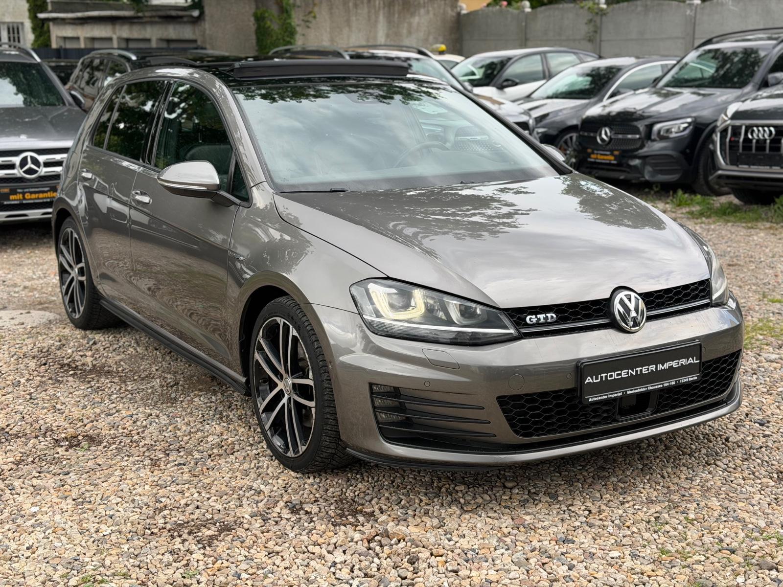 Volkswagen Golf VII  GTD Pano/Leder/Spur/R.Kamera/Standheiz