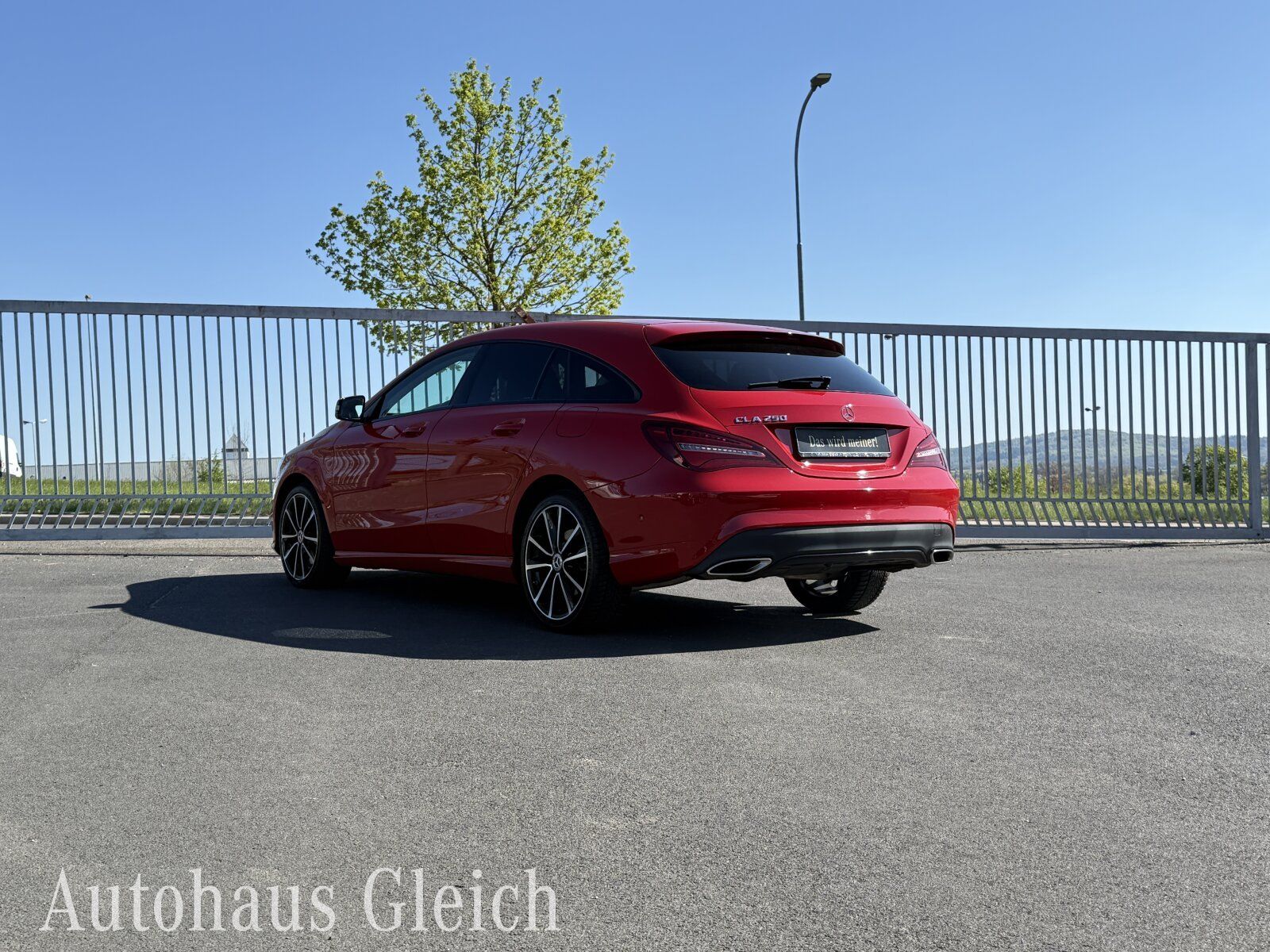 Fahrzeugabbildung Mercedes-Benz CLA 250 Shooting Brake Urban Navi/Distronic/Klim