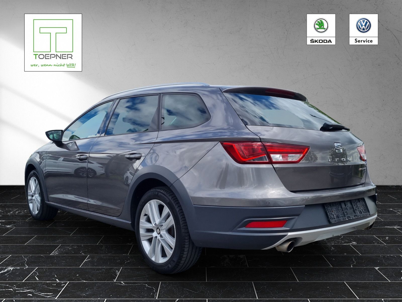 Fahrzeugabbildung SEAT Leon ST X-Perience 4Drive 1,8 TSI DSG GRA AHK