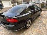 Volkswagen Passat 1.4 TSI ACT DSG Highline Highline - VW Passat Gebrauchtwagen in Stuttgart