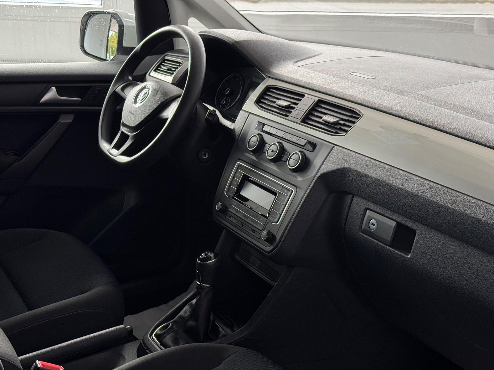 Volkswagen Caddy Maxi 1.4 TSI Behindertengerecht-Rampe