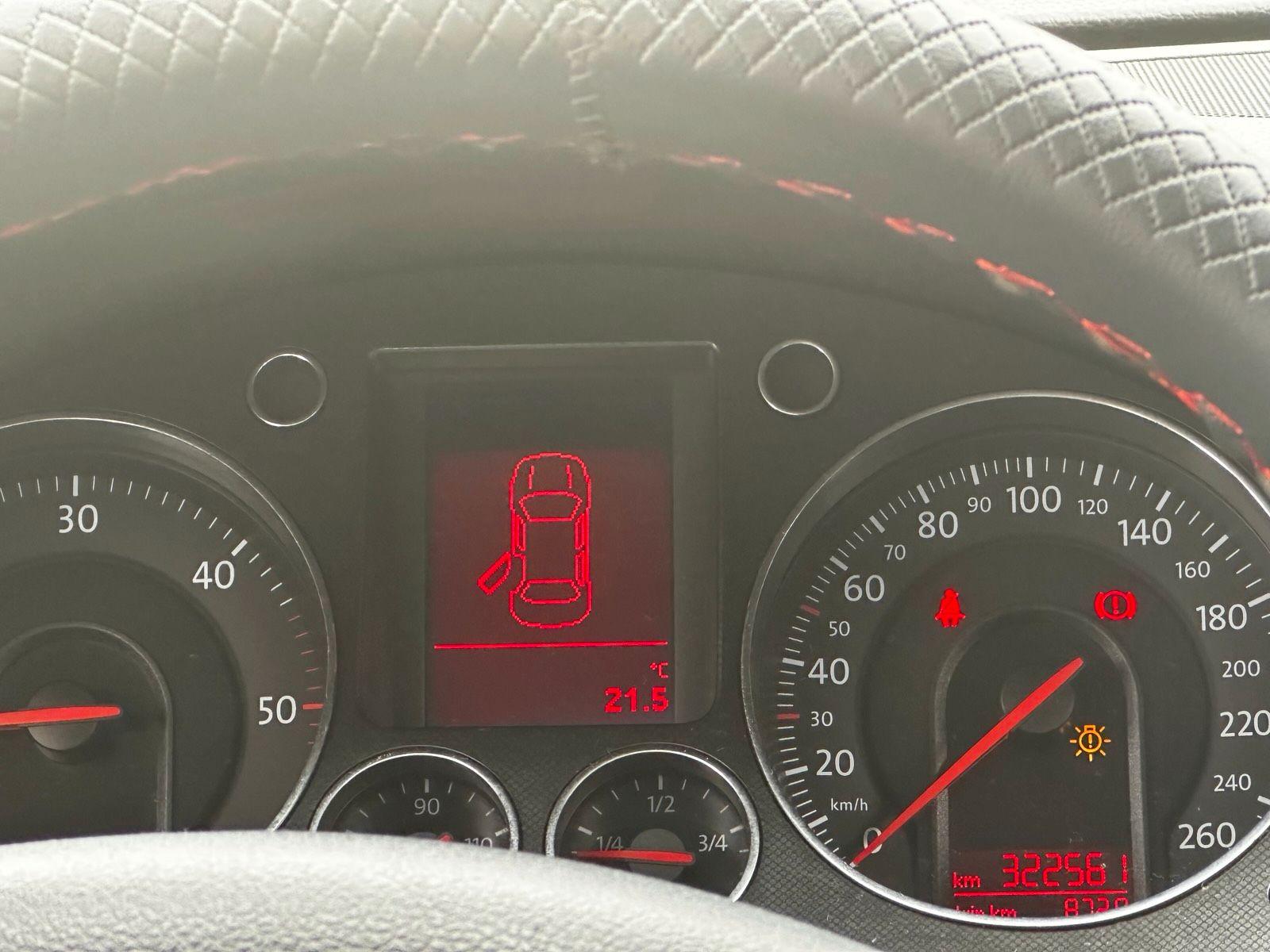 Volkswagen Passat 2006 — photo 10