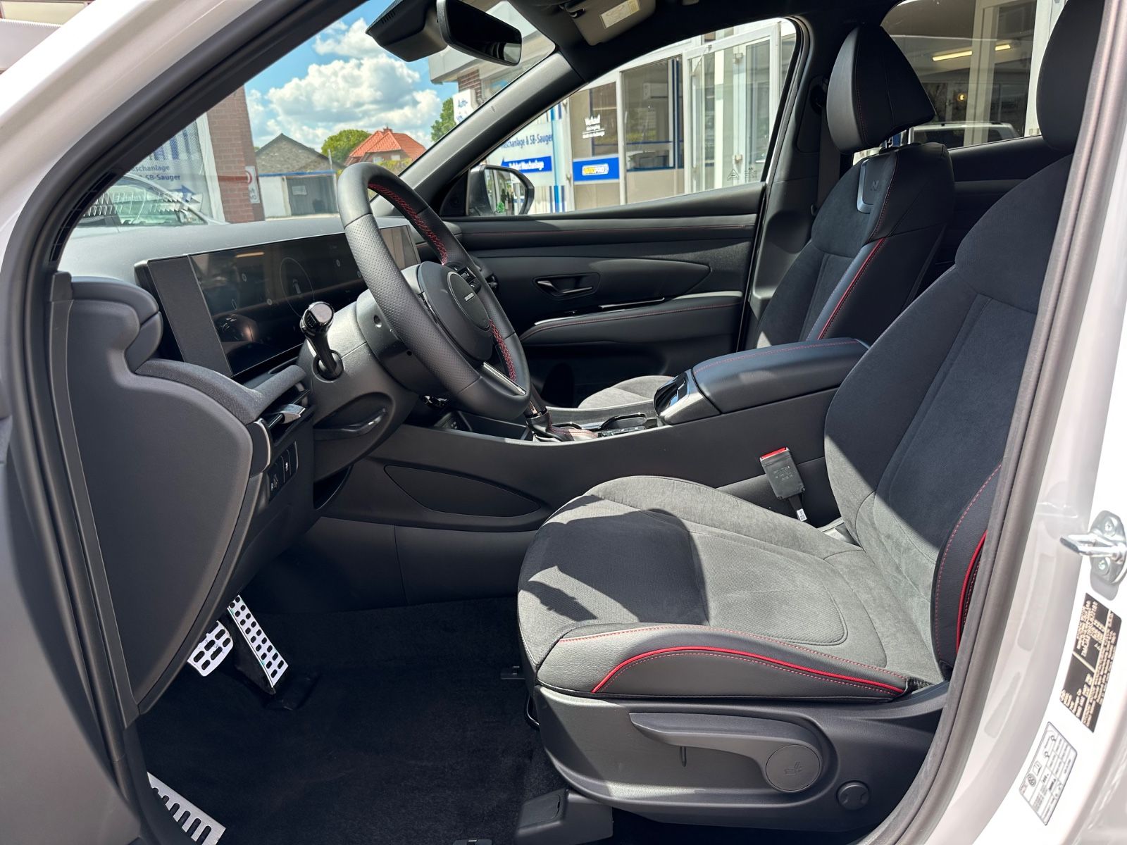 Fahrzeugabbildung Hyundai Tucson N-Line 1.6 T-GDi DCT Navi/ACC/LED/Shzg.