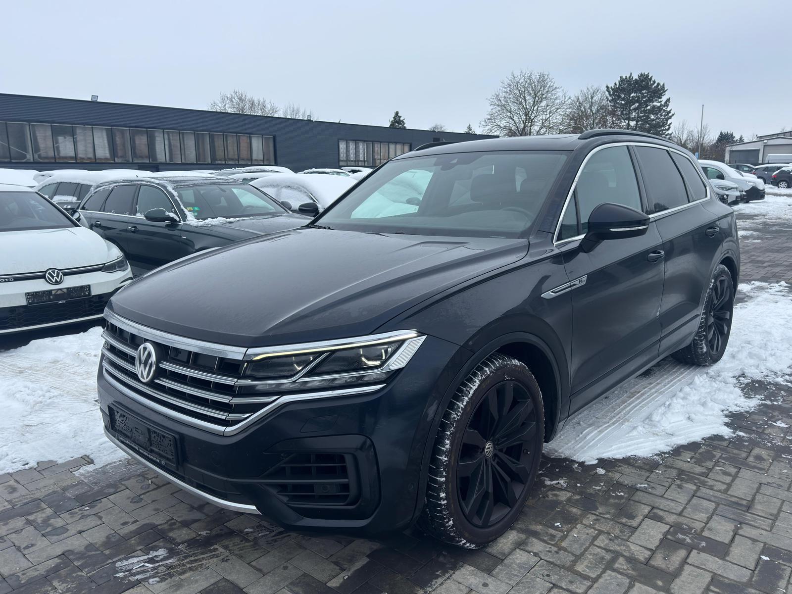 Volkswagen Touareg R Line 4Motion 3.0 TDI /PANO/AHK/ST-HZ/