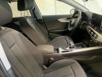 Audi A4 - 4