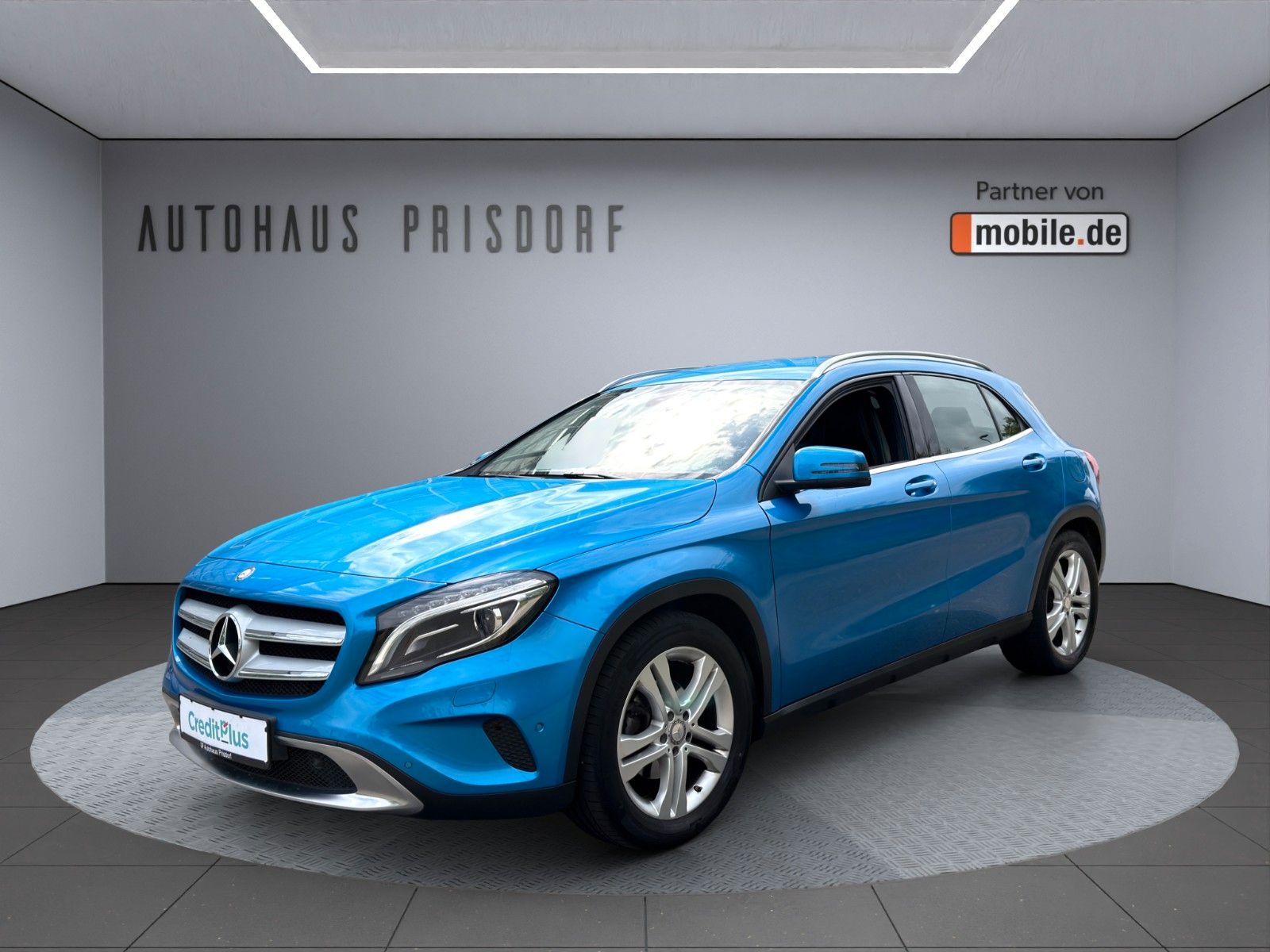 MERCEDES-BENZ GLA 200 Urban Navigation/PDC/Leder/LED/