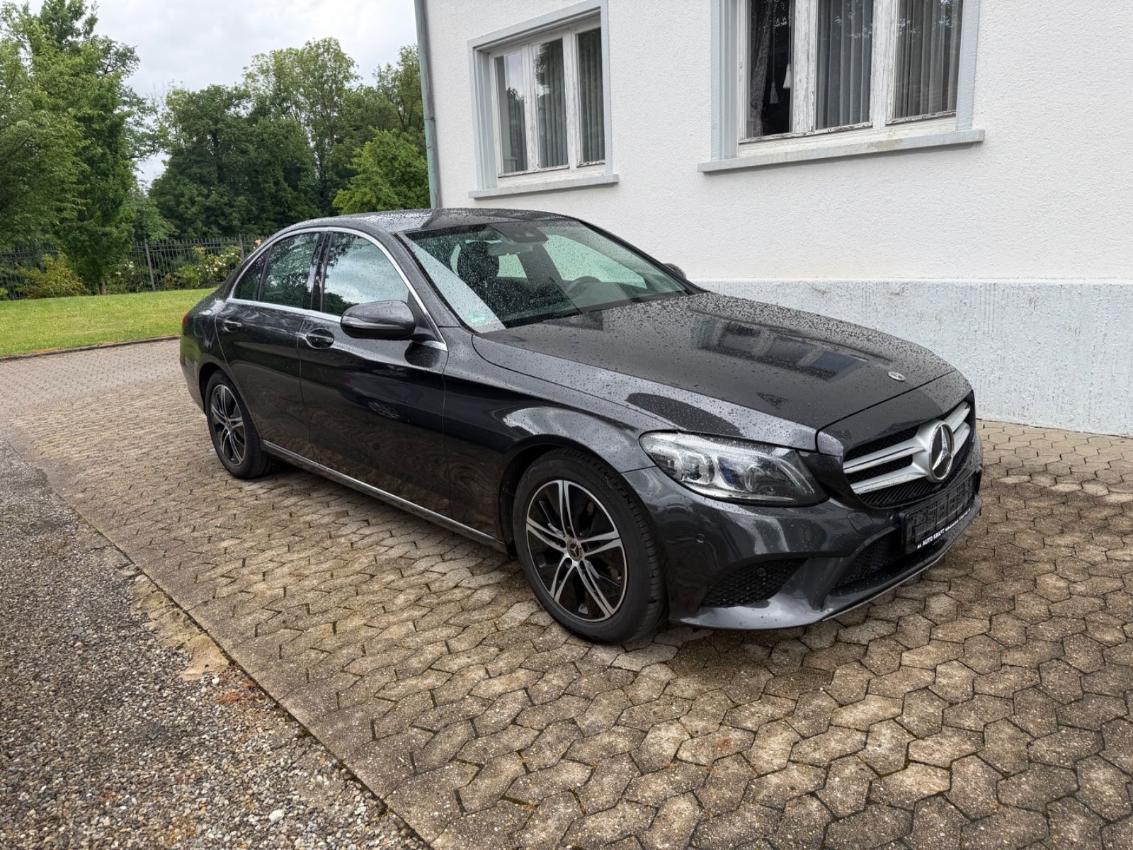 MERCEDES-BENZ C 220 d Lim AVANTGARDE FACELIFT AHK DISTRONIC