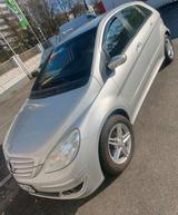 Mercedes-Benz 2000 Automatik  tüv bis 3/2027 - Mercedes-Benz 200 aus 2005