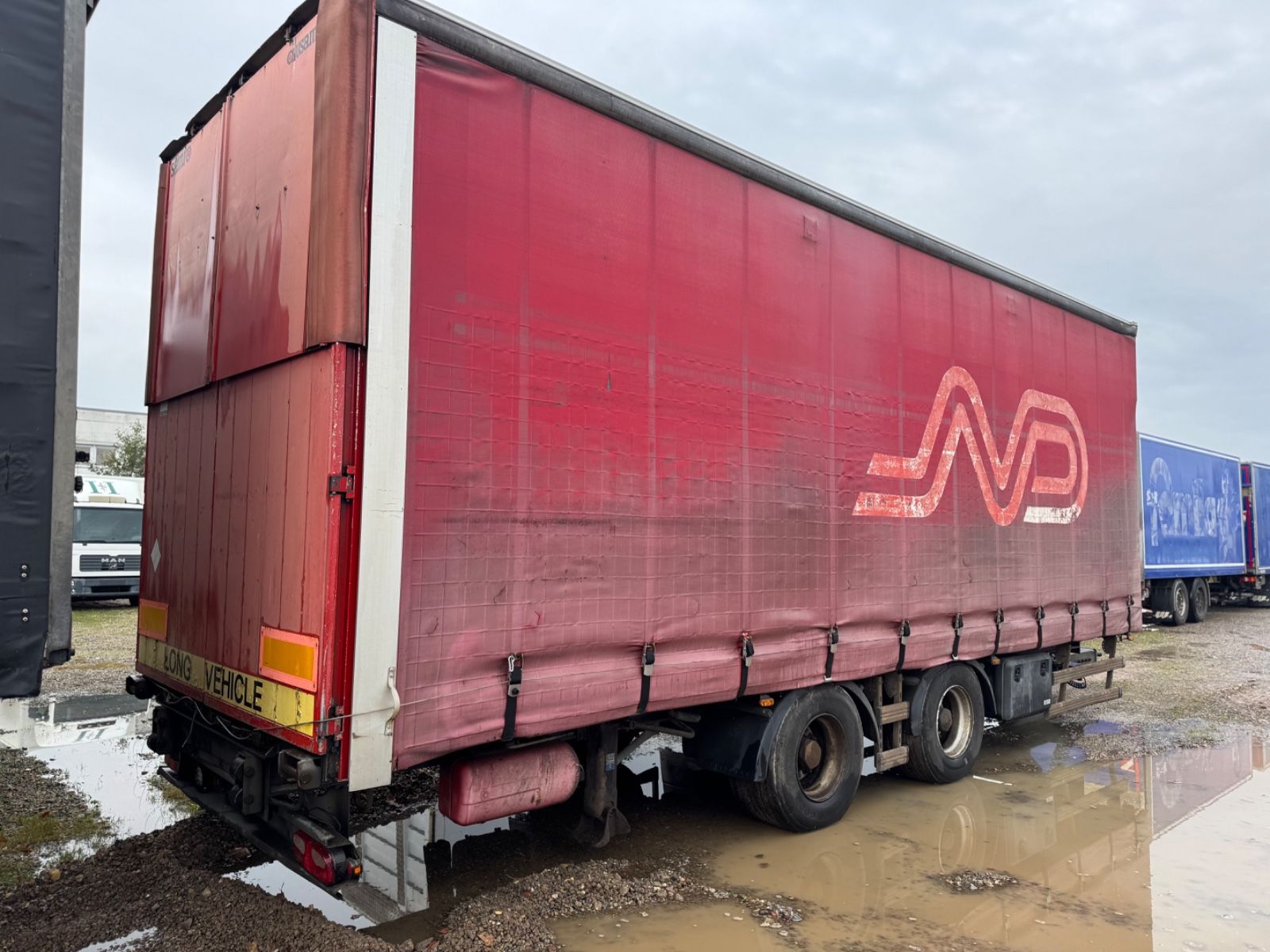 nordtrucks.de Fahrzeugabbildung Andere SEG (F) Tandem Pritschenanhänger mit Plane