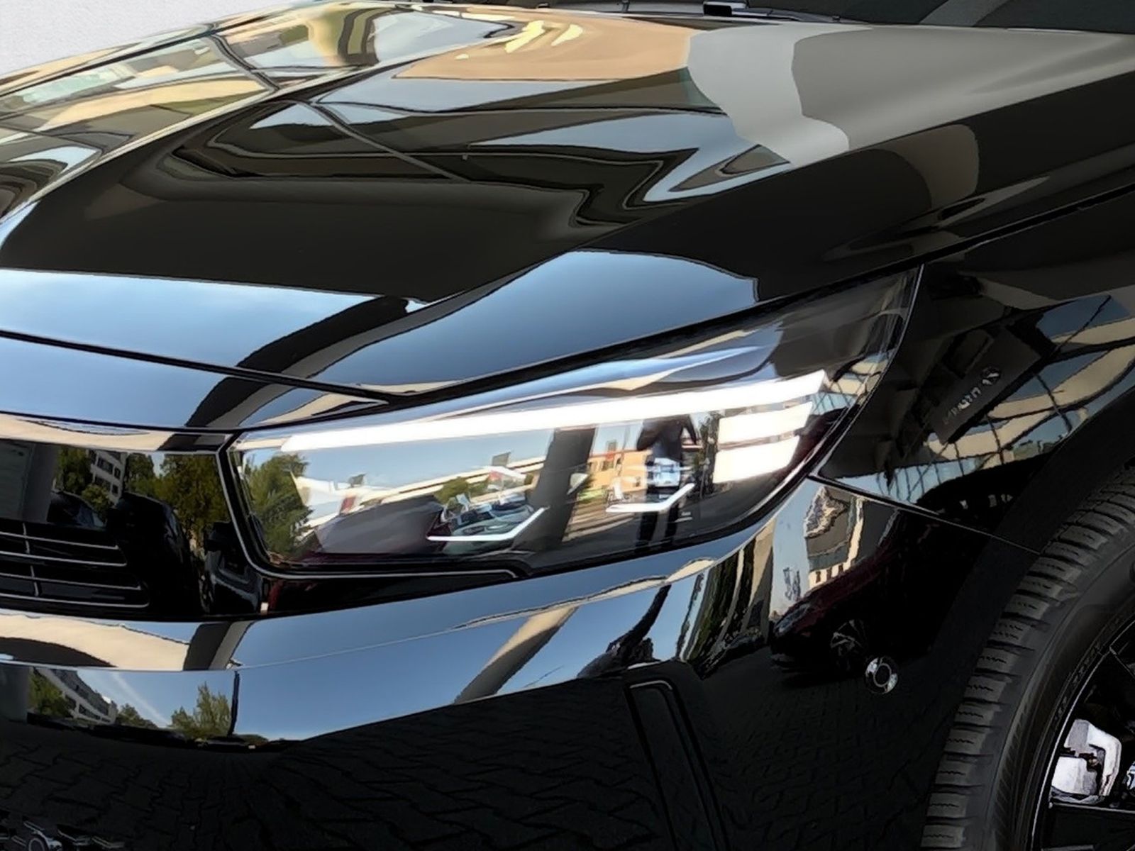 Fahrzeugabbildung Opel Corsa F 1.2 Turbo GS Kamera,LED,Matrix,SHZ,PDC