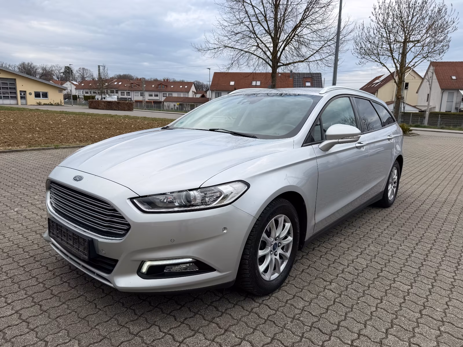 Ford Mondeo Turnier Business Edition*NAVI*RÜCKFAHRKAM
