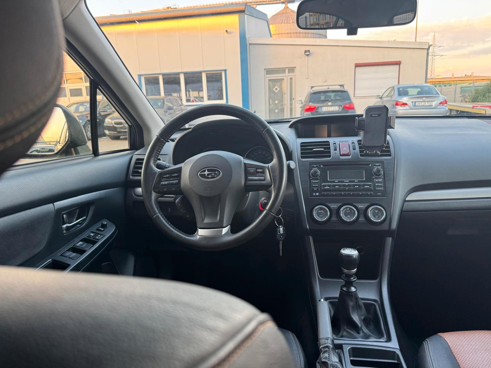 Subaru XV 2013 — фото 14