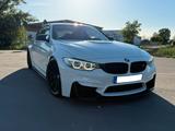 BMW M4 Coupé DKG MPerformance Edelweiss Unfallfrei - BMW: Coupe, Unfall