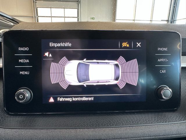 Skoda Fabia Tour *1. Hand*Klima*MirrorLink*LED*PDC*