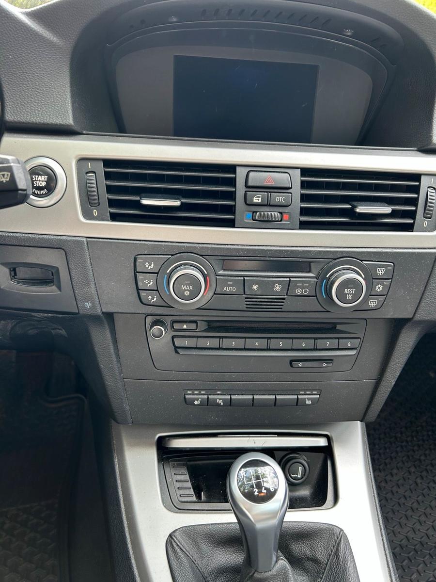 BMW 320 2007 — photo 12