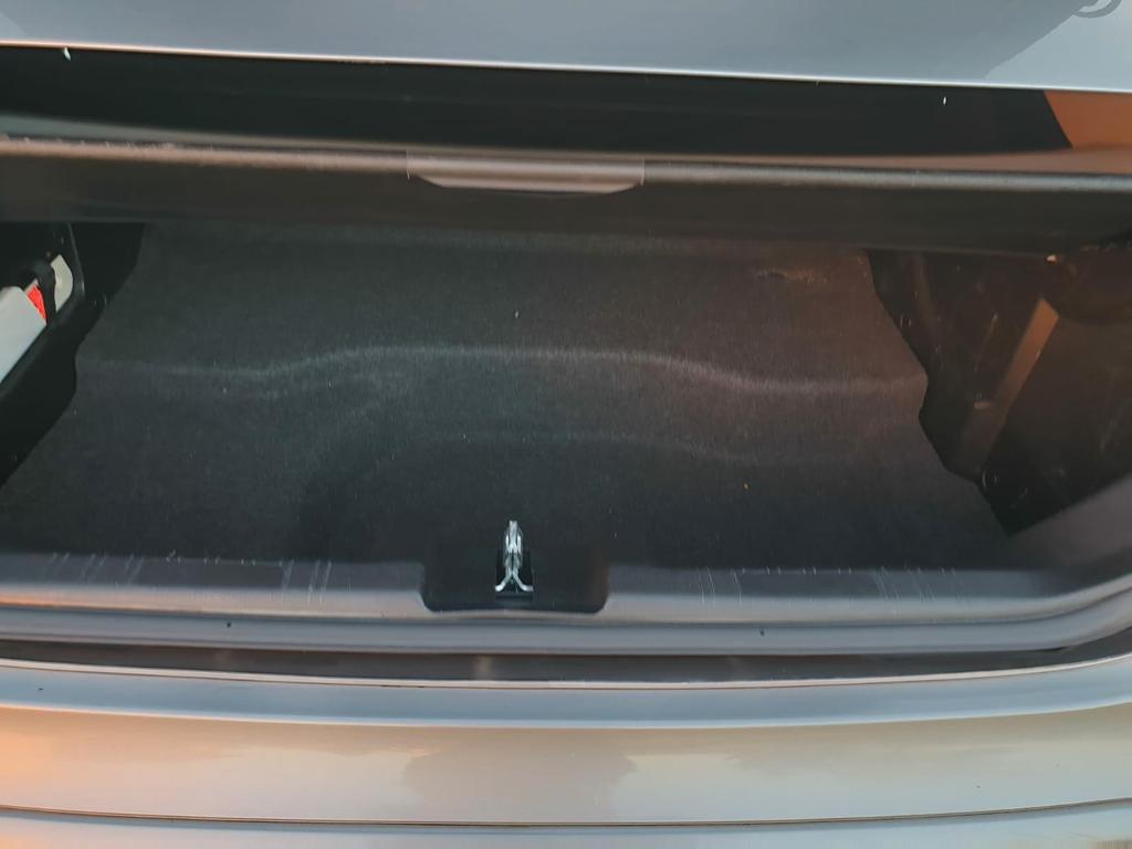 Mercedes-Benz SLK 230