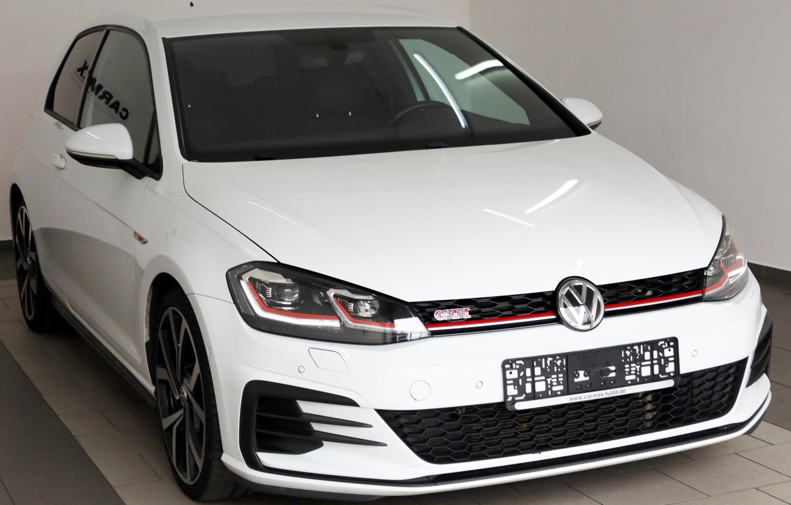 Fahrzeugabbildung Volkswagen Golf VII Lim. GTI Performance Navi,LED,SH,ACC