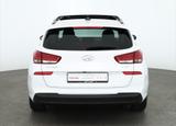Hyundai i30 cw 1.6 CRDi Style Aut. Kamera Panorama AHK - Hyundai i30: 1.6