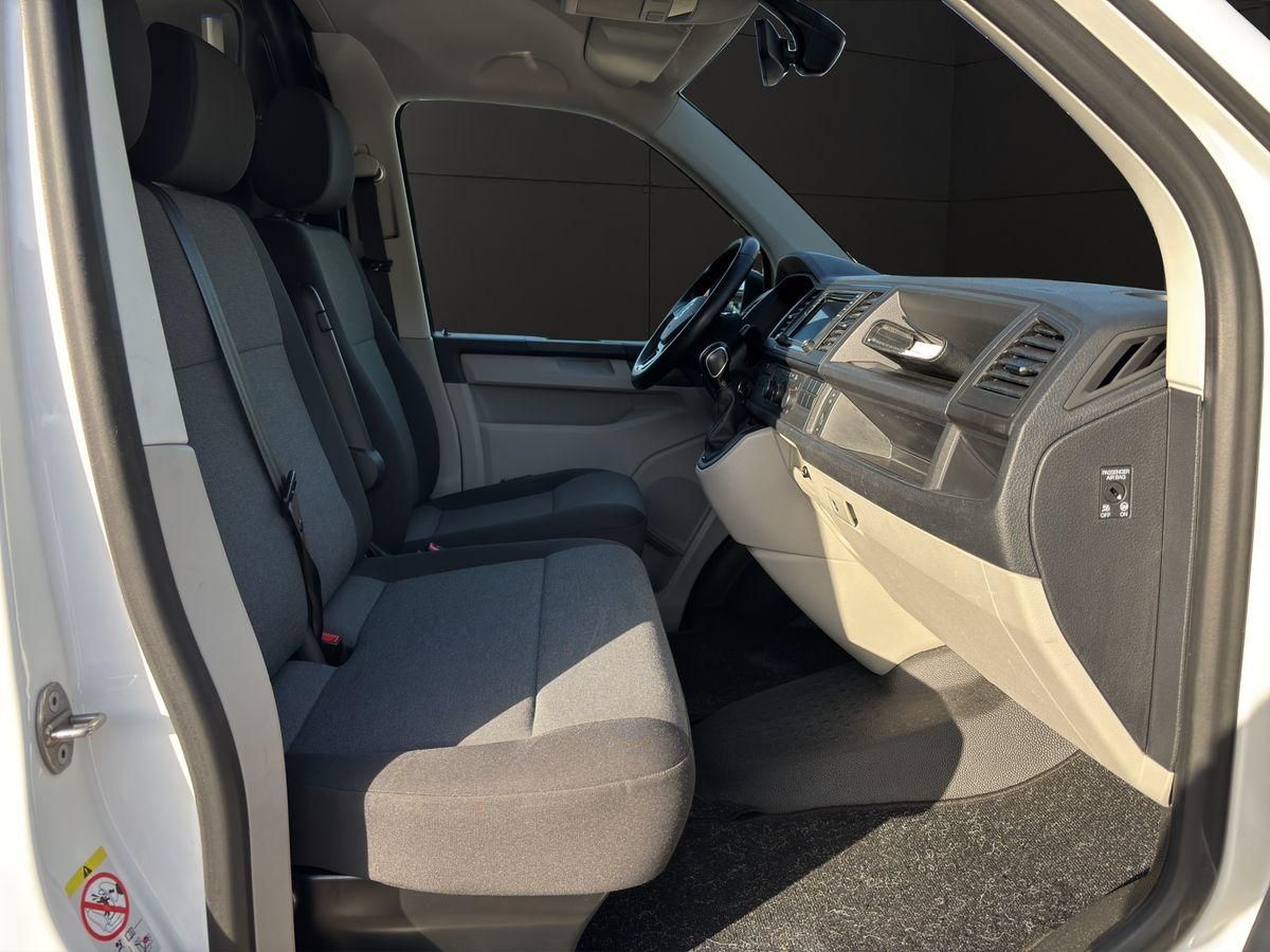 T6 Transporter Kasten 2.0 TDI DSG ACC RFK NAV LE