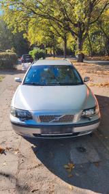 Volvo V70 2.4 Benziner - Volvo V70 B mit Benzin-Antrieb