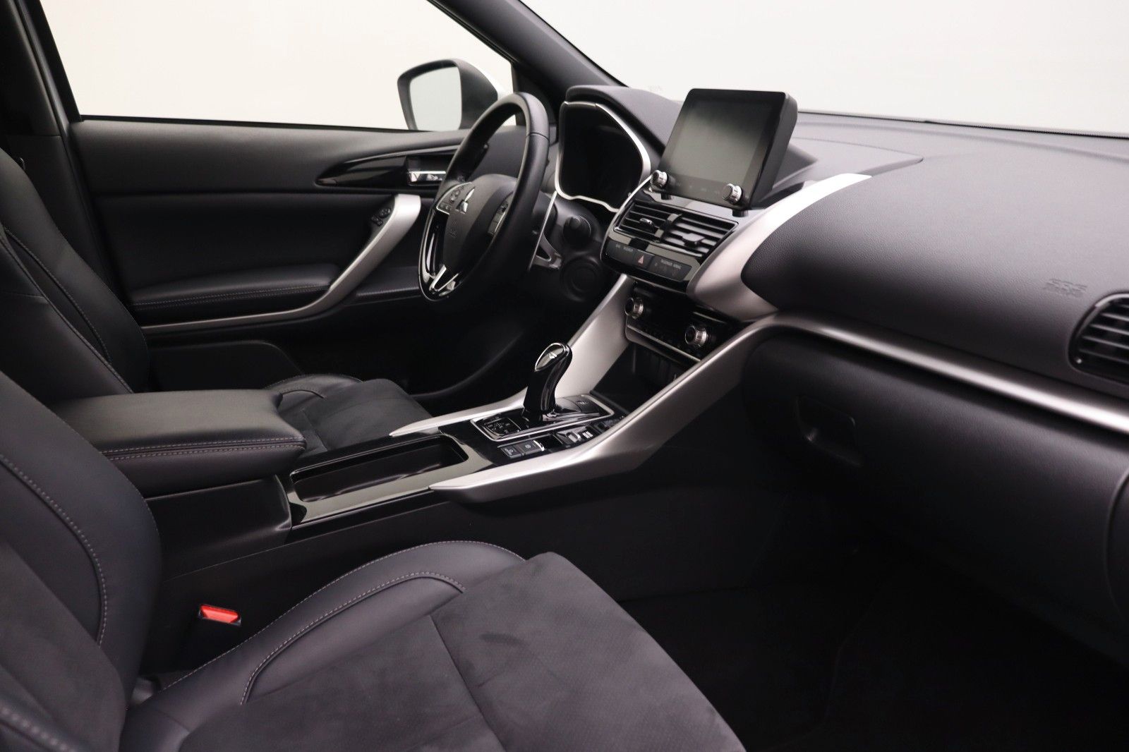 Fahrzeugabbildung Mitsubishi Eclipse Cross 2.4 PHEV Plus