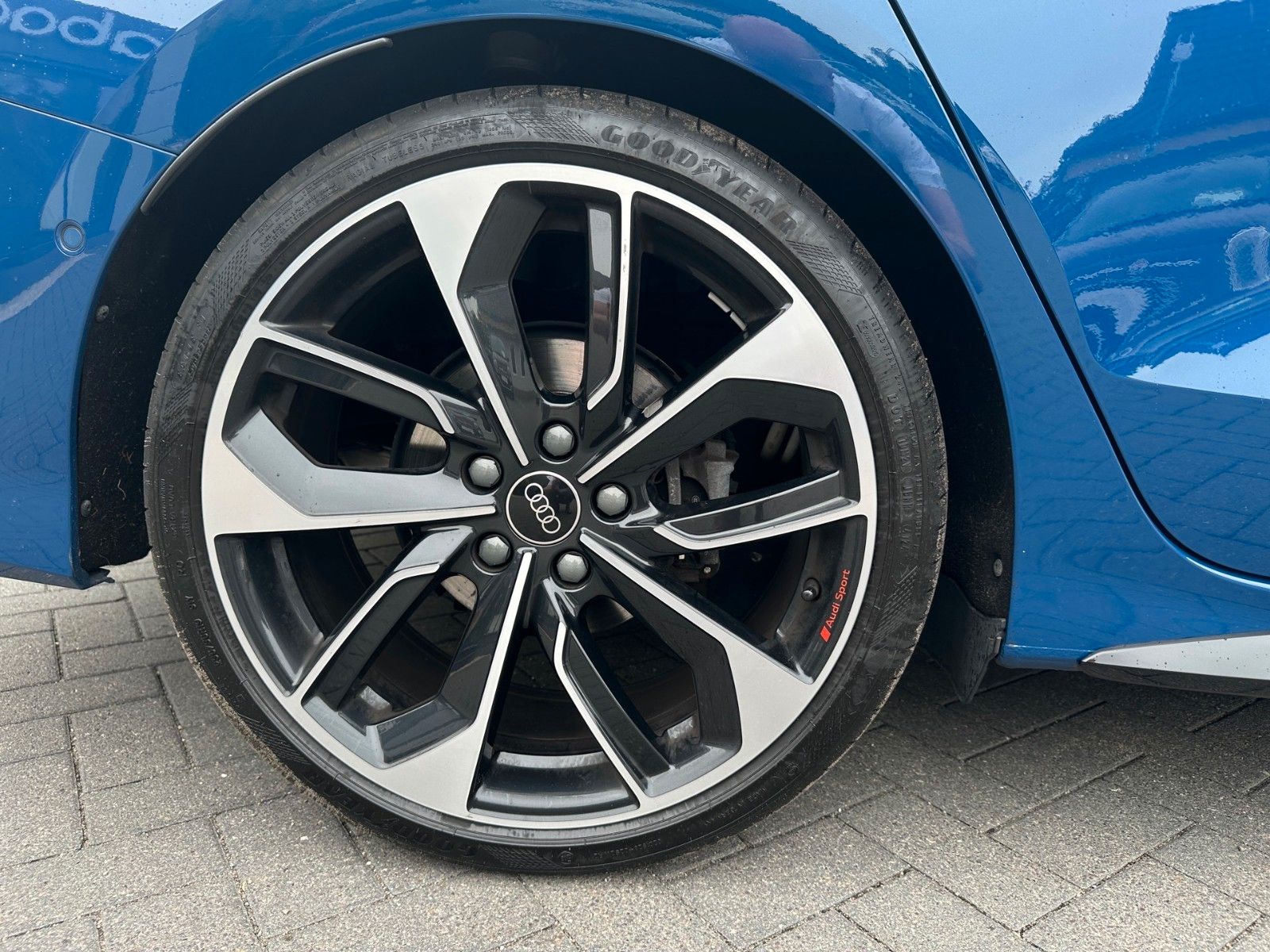 Audi A3 Limousine 35 TFSI S line – Bild 17