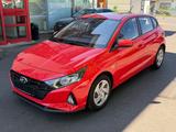 Hyundai i20 Pure 1.HAND~KLIMA~SPUR~EU6 - Hyundai i20 mit Benzin-Antrieb: Pure