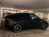 Tesla Model Y Long Range Dual Motor AWD, 20" Alu, AHK - Tesla Model Y in Frankfurt (Main)