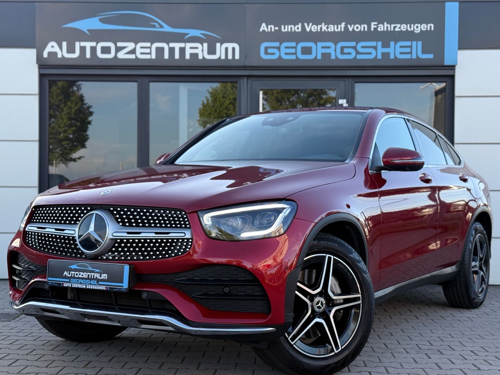MERCEDES-BENZ GLC 300d Coupe 4Matic/AMG-Line/Multibeam/AHK/1-H