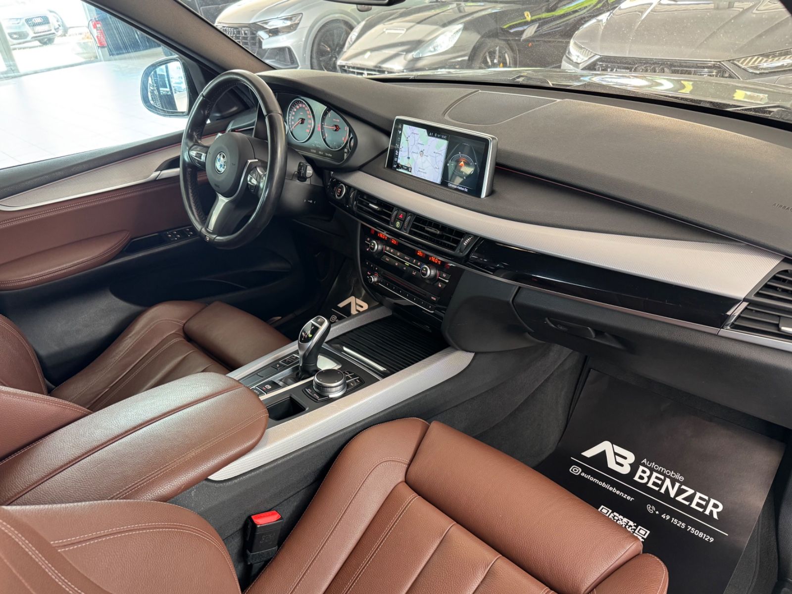 Fahrzeugabbildung BMW X5 sDrive 25 d/M-Paket/Leder/AHK/R-Cam/Xenon/SHZ