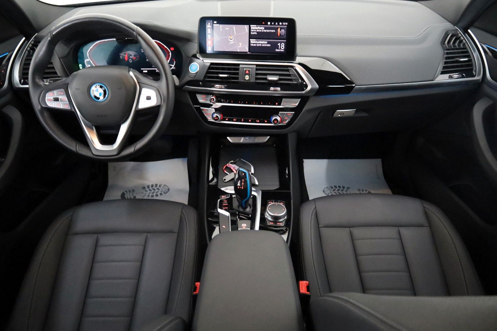 Fahrzeugabbildung BMW iX3 Inspiring,Leder,Navi,SH,Kamera,Panorama,ACC