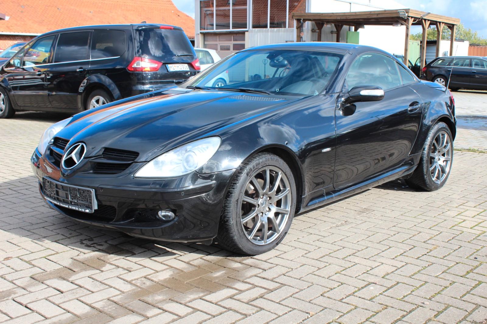 Mercedes-Benz SLK 280 EDITION Bi-Xenon Navi Leder Airscarf