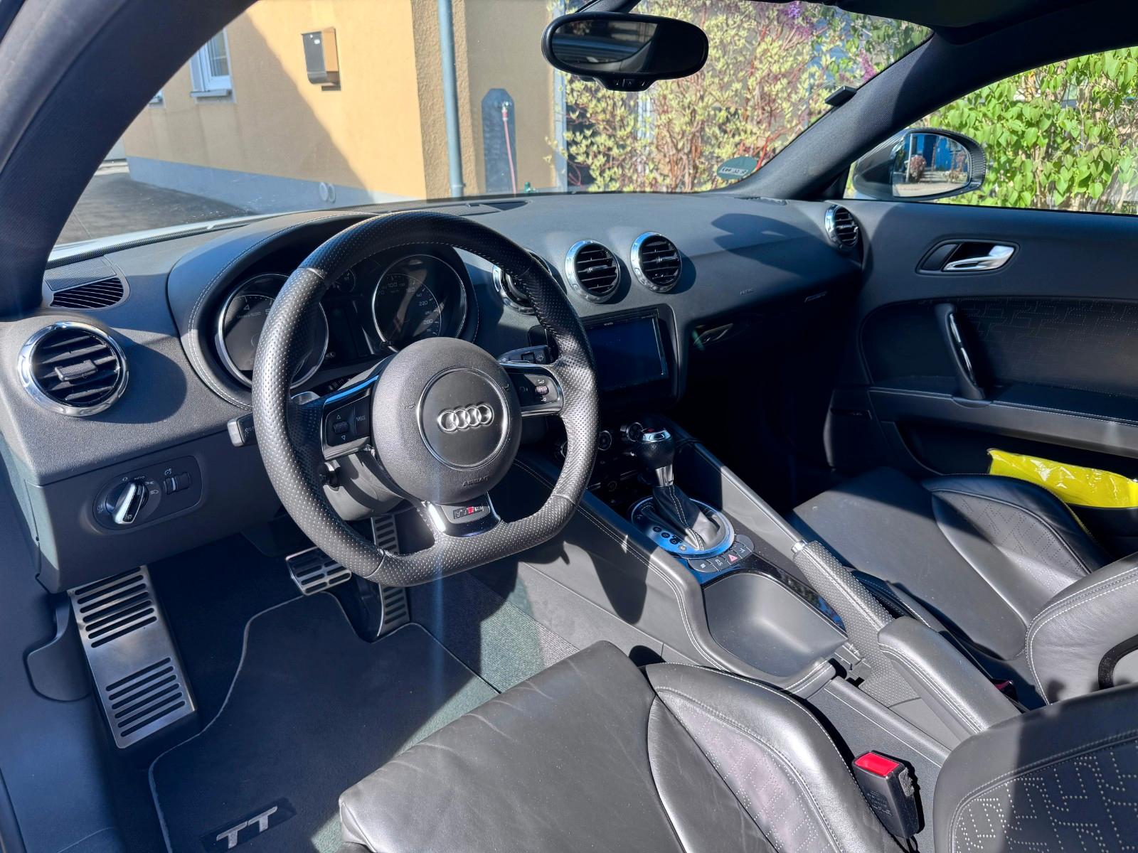 Audi TT RS Plus S tronic - RS Schalensitze, TÜV Neu!