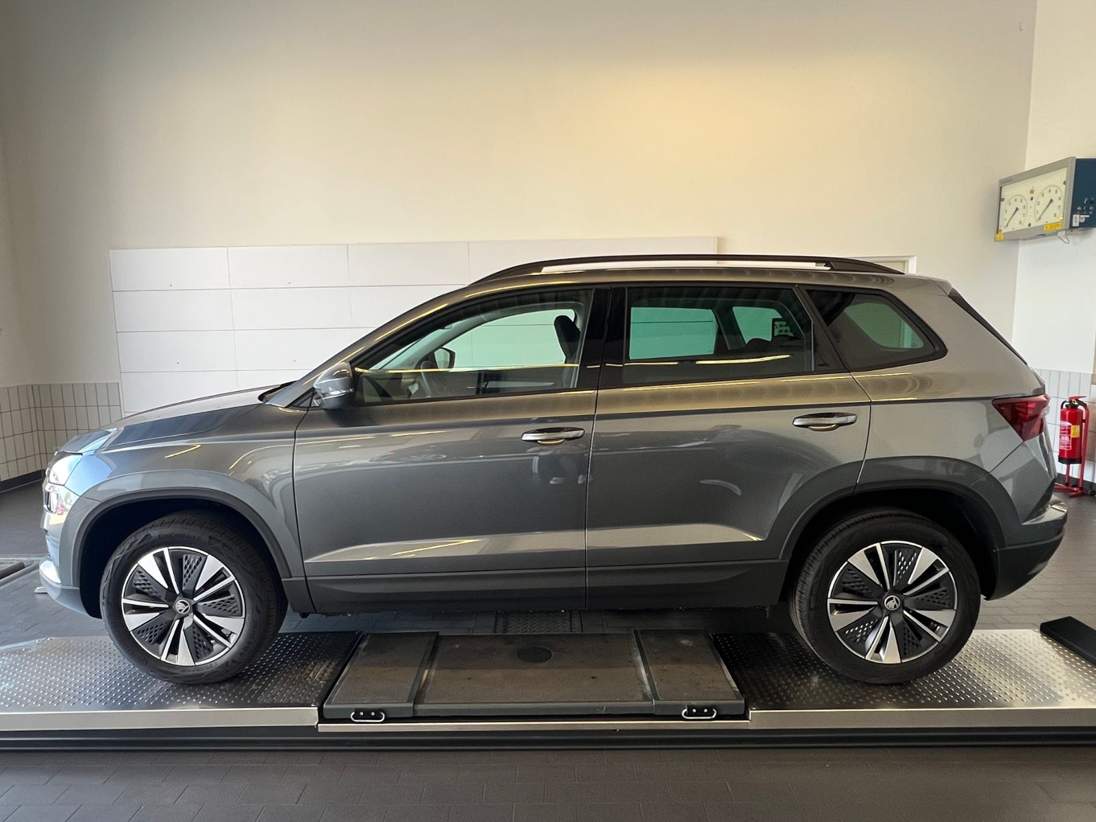 Fahrzeugabbildung SKODA Karoq Balance 1.5 TSI  *AHK, ACC, Rückfahrkamera