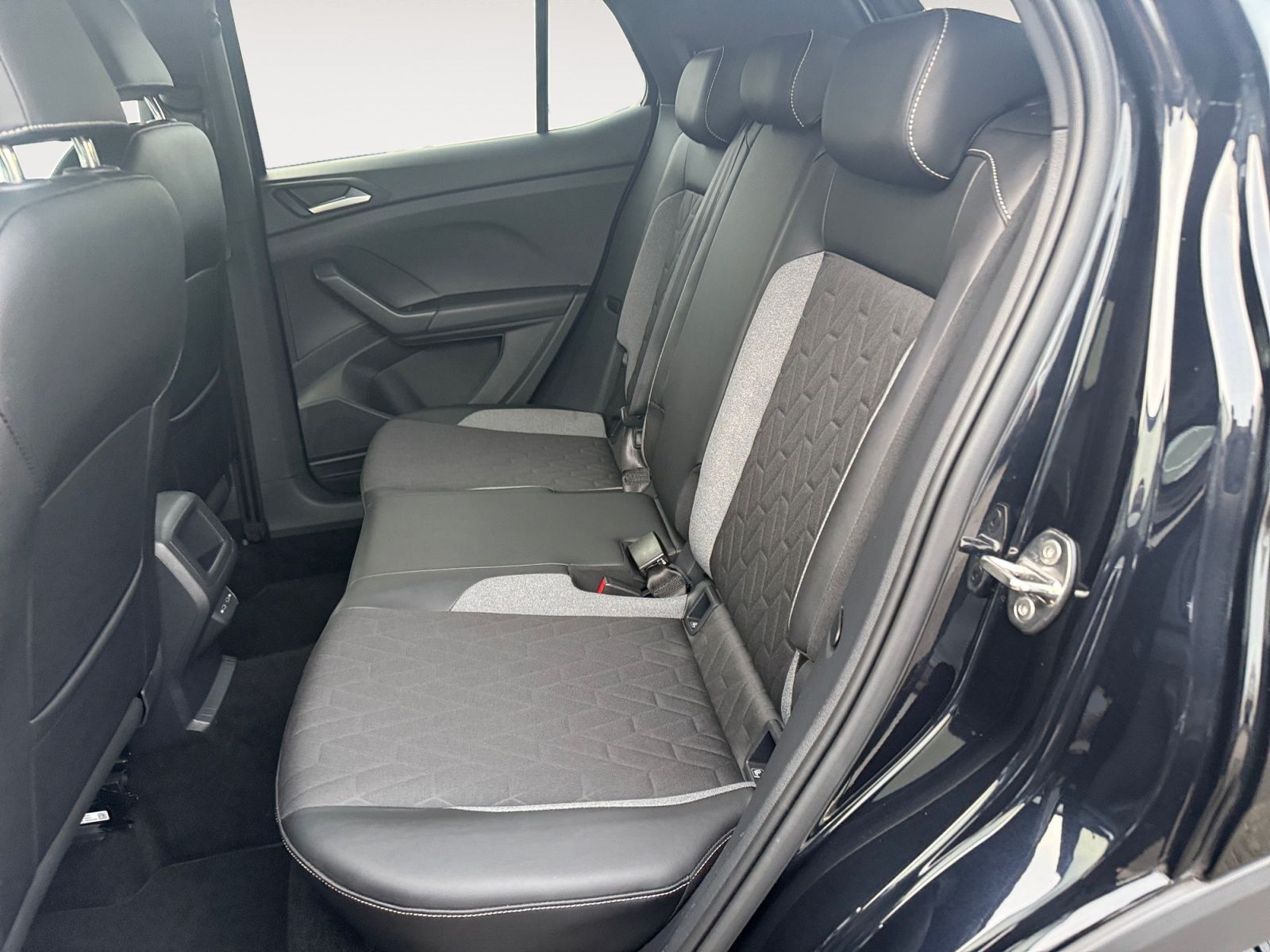 Volkswagen T-Cross - Bild 14