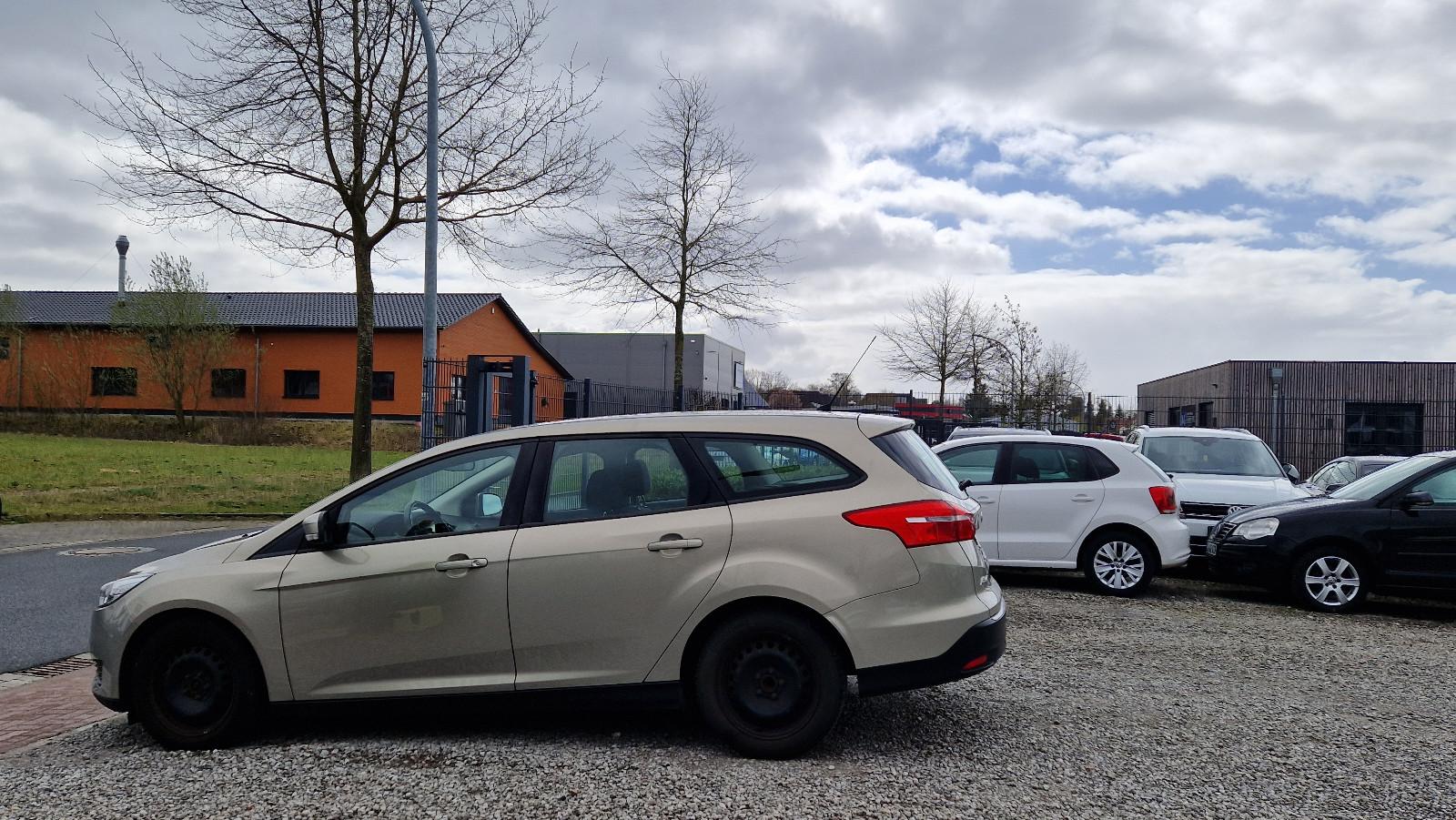 Ford Focus Turnier 1.5 TDCI -KLIMA*NAVI*EU6-