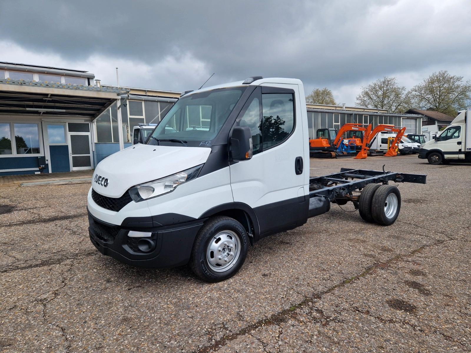 Iveco 35C13*3 Sitzer* EURO 6 * Zwillingbereifung*