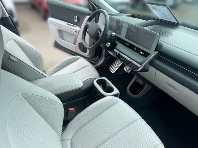 Fahrzeugabbildung Hyundai IONIQ 5 Uniq Elektro 72 RELAX+SOLARDACH+20 ZOLL
